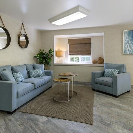 Ramada By Wyndham Costa Mesa/Newport Beach Exterior foto