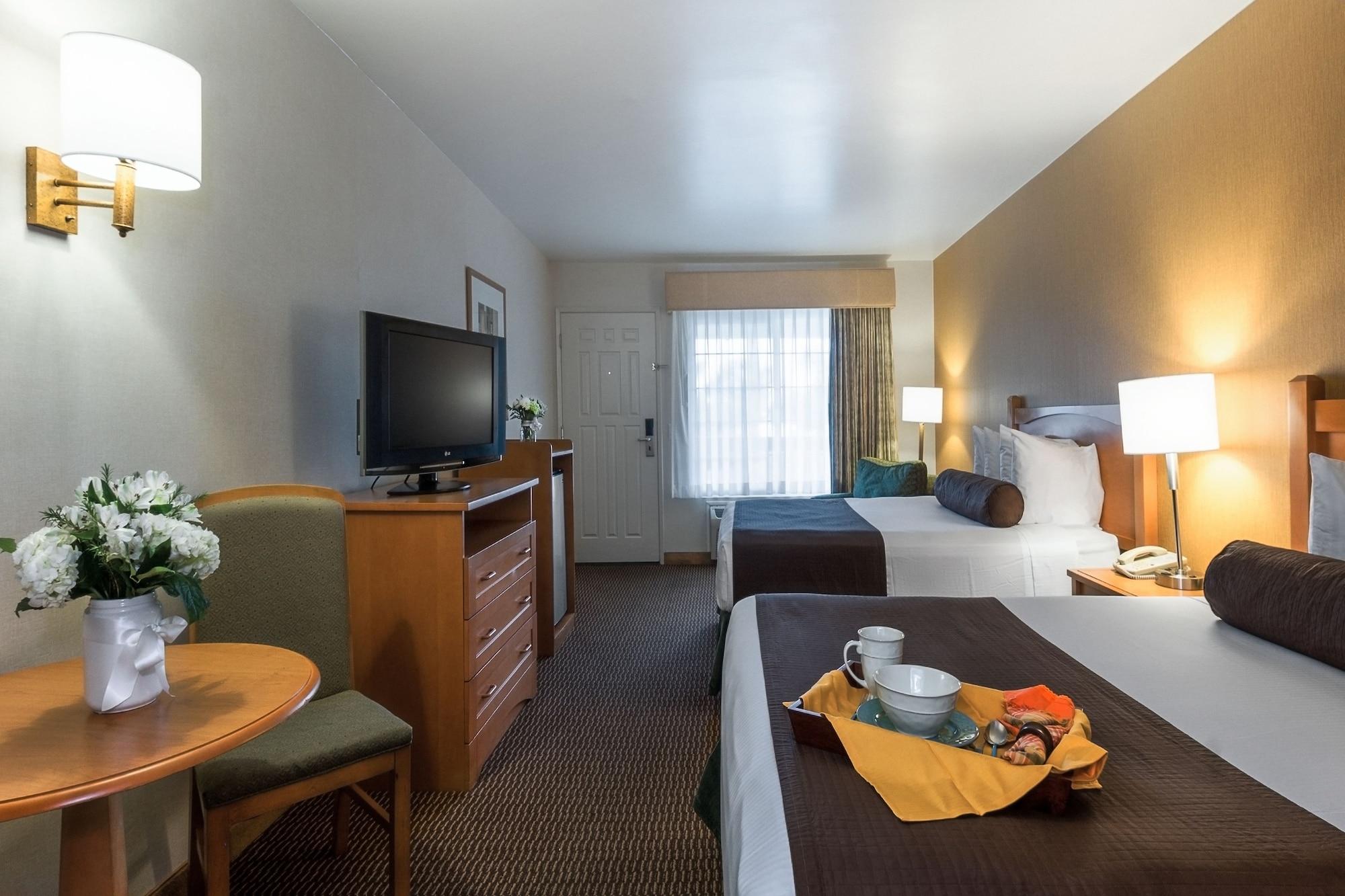 Ramada By Wyndham Costa Mesa/Newport Beach Exterior foto