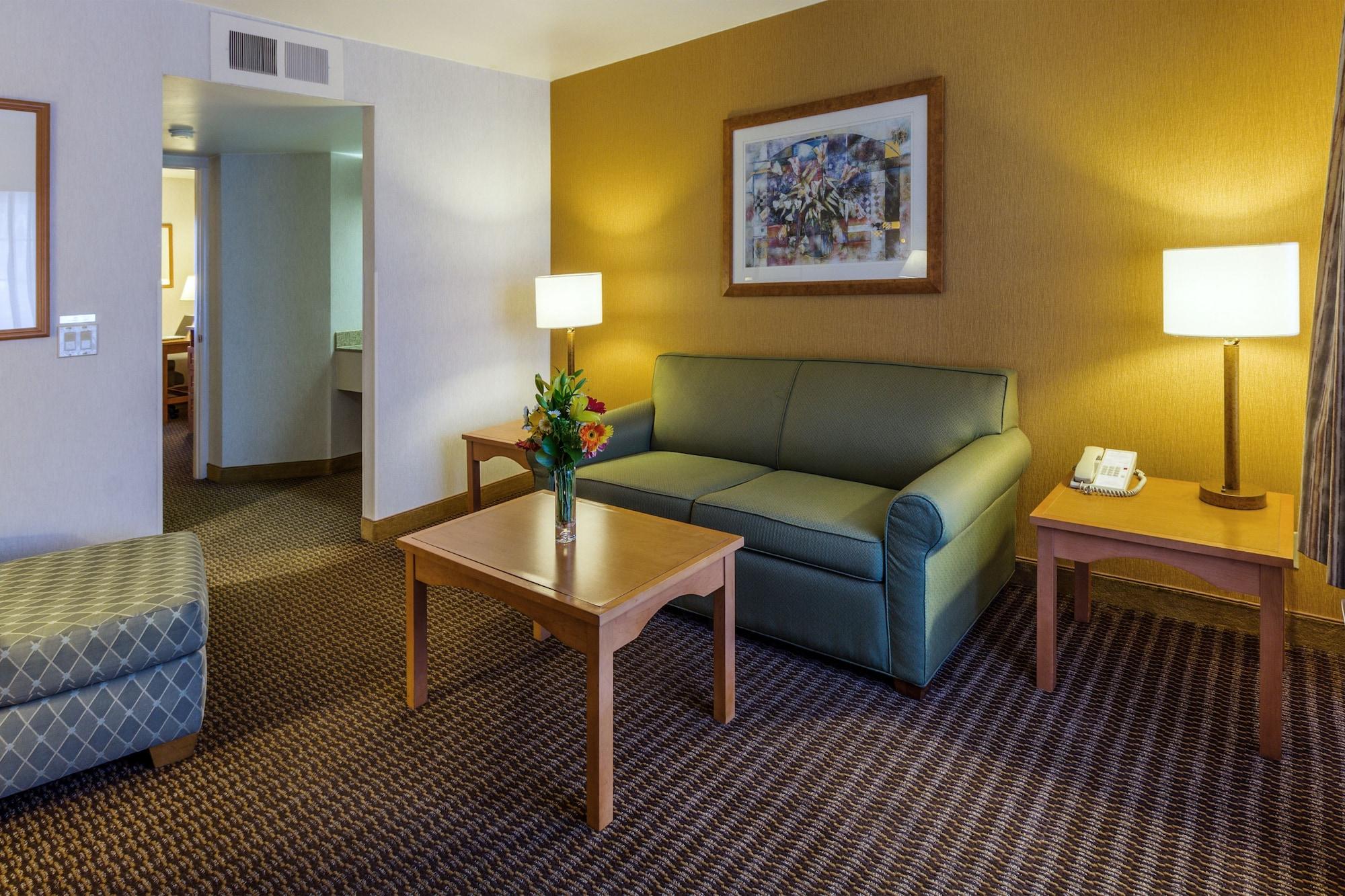 Ramada By Wyndham Costa Mesa/Newport Beach Exterior foto